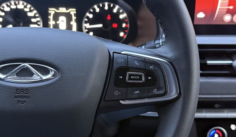 2024 Chery Tiggo 3 Pro 1.5 GLS 4X2 MT 5P full