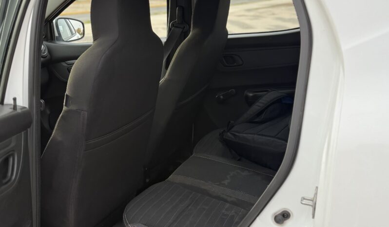 2022 Renault Kwid 1.0 INTENS 4X2 HB MT 5P lleno