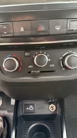 2022 Renault Kwid 1.0 INTENS 4X2 HB MT 5P lleno