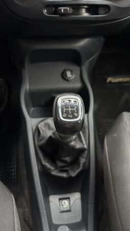 2019 Fiat Uno 1.4 WAY EVO STYLE 4X2 AA MT 5P lleno