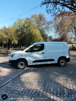 OPEL COMBO 1.6 TURBO DIESEL 2022 lleno