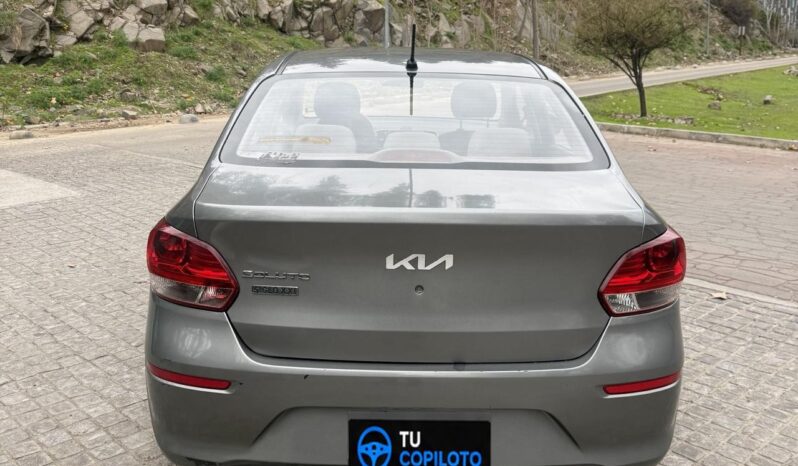 KIA SOLUTO 2022 lleno