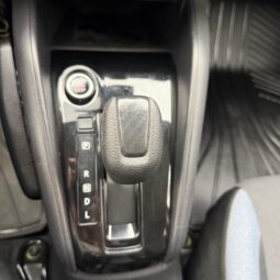 Nissan Versa Advance 2024 AT lleno