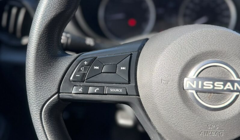 Nissan Versa 2024 lleno