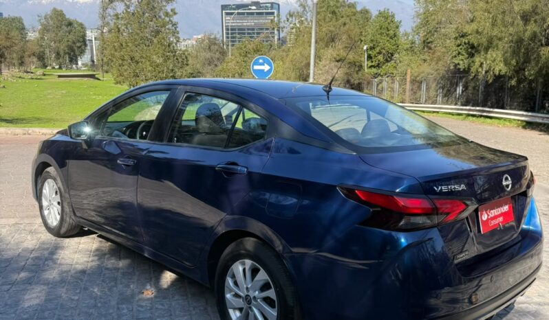 Nissan Versa 2024 lleno