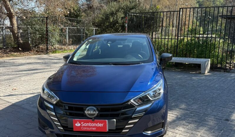 Nissan Versa 2024 lleno