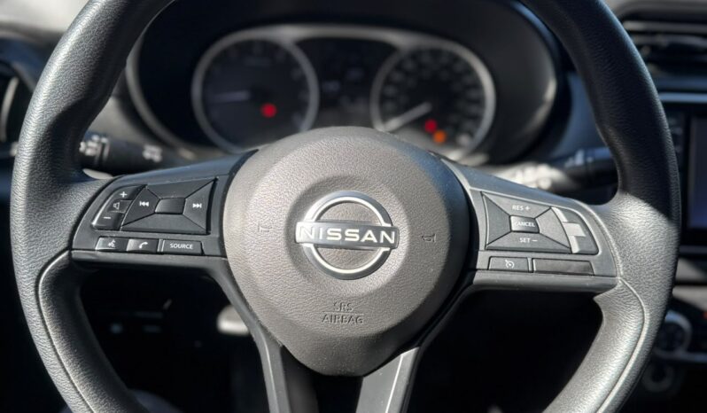 Nissan Versa 2024 lleno