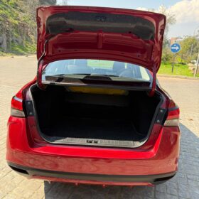 Nissan Versa Sense MT 1.6 año 2022