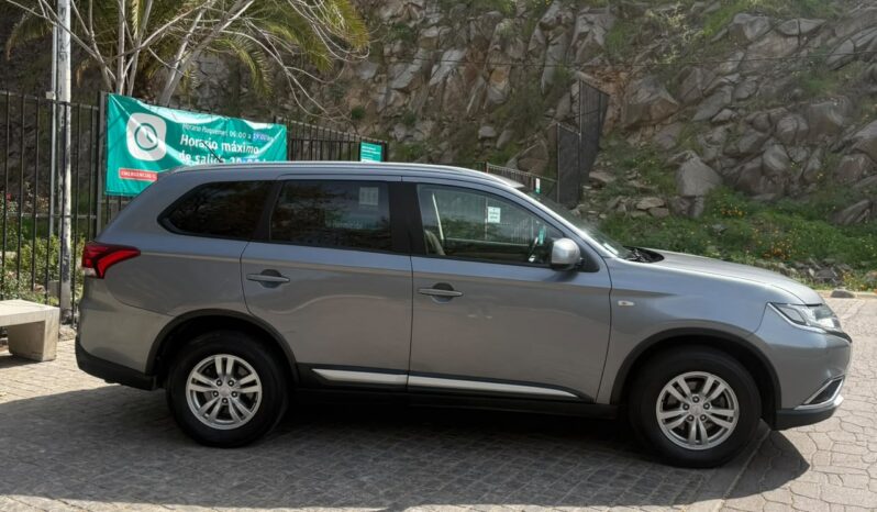 Mitsubishi Outlander 2017 lleno