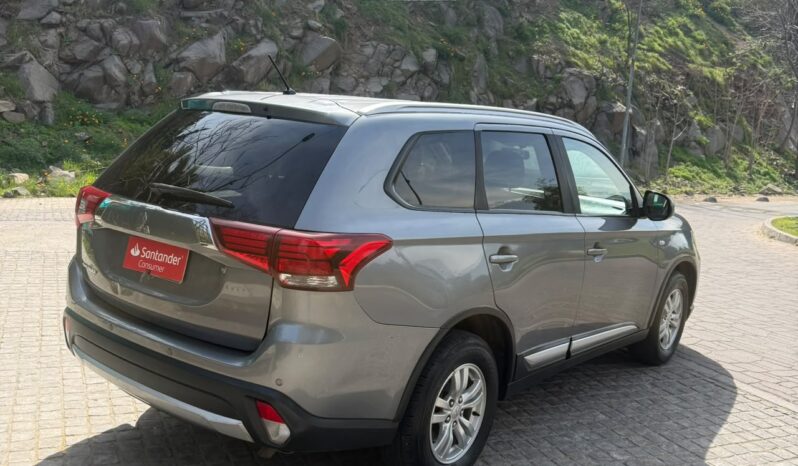 Mitsubishi Outlander 2017 lleno