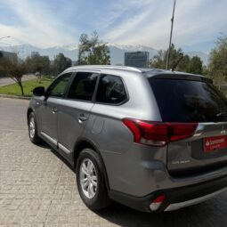 Mitsubishi Outlander 2017 lleno