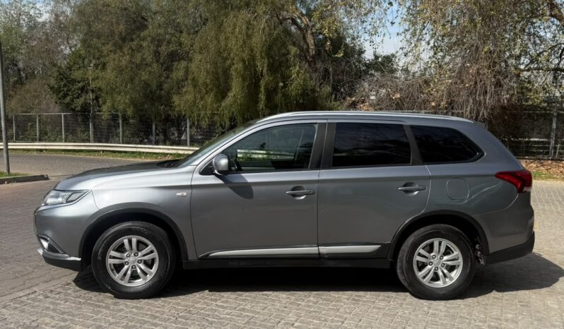 Mitsubishi Outlander 2017 lleno