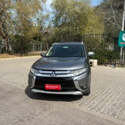 Mitsubishi Outlander 2017 lleno