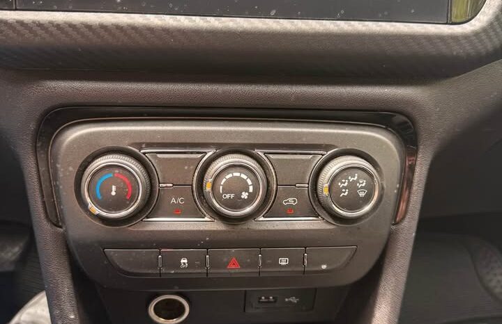 Chery Tiggo 2 GLX 2018 lleno